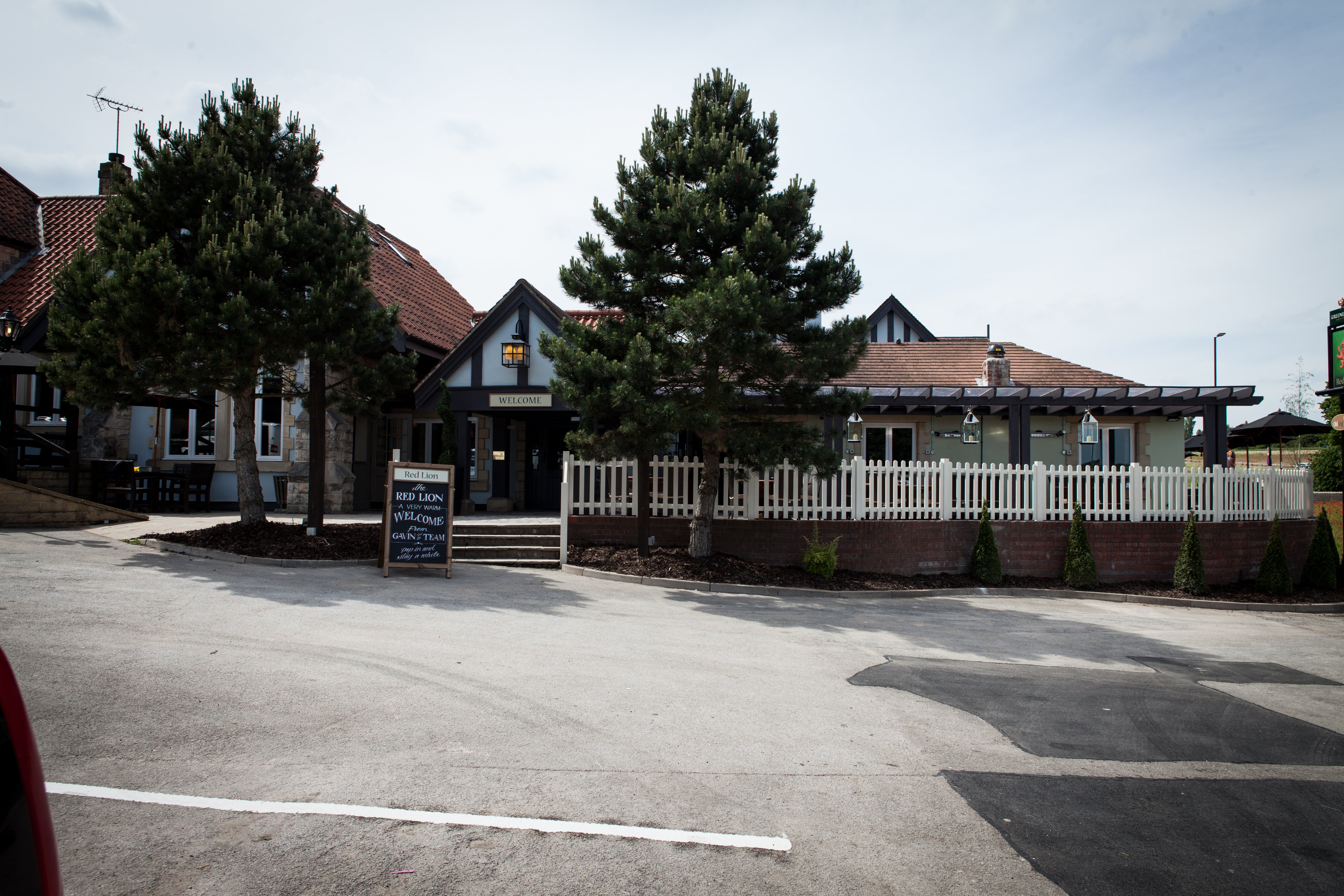 The Red Lion 37/46