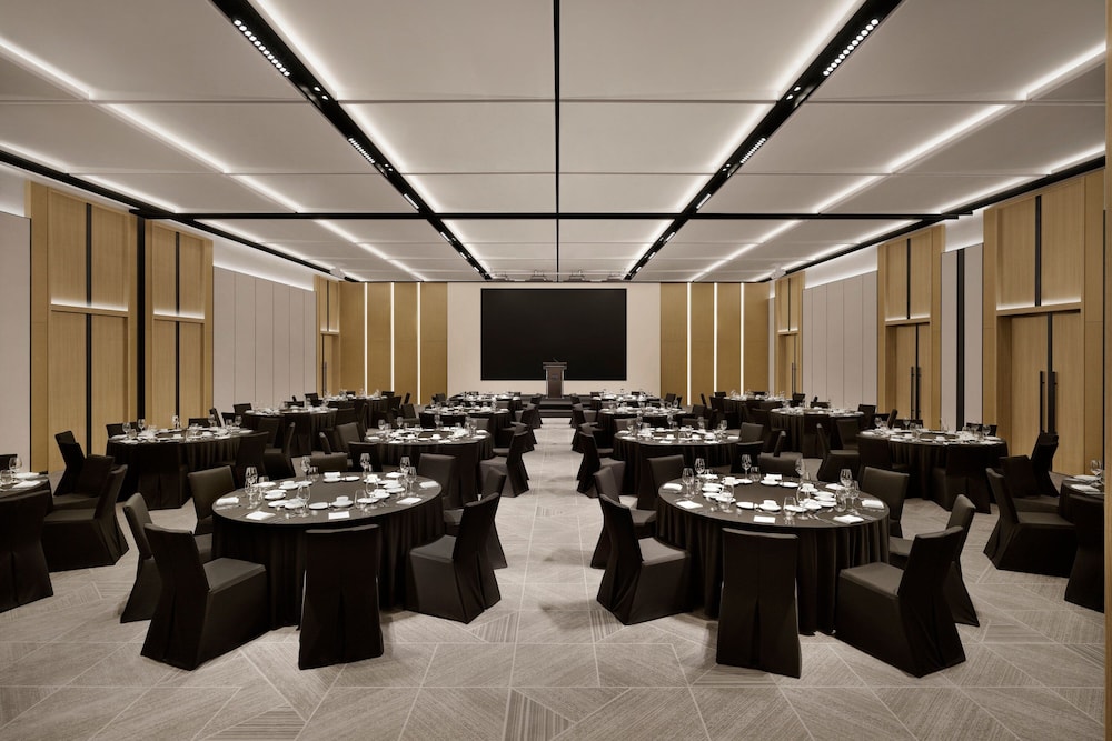 Courtyard Sejong 36/50