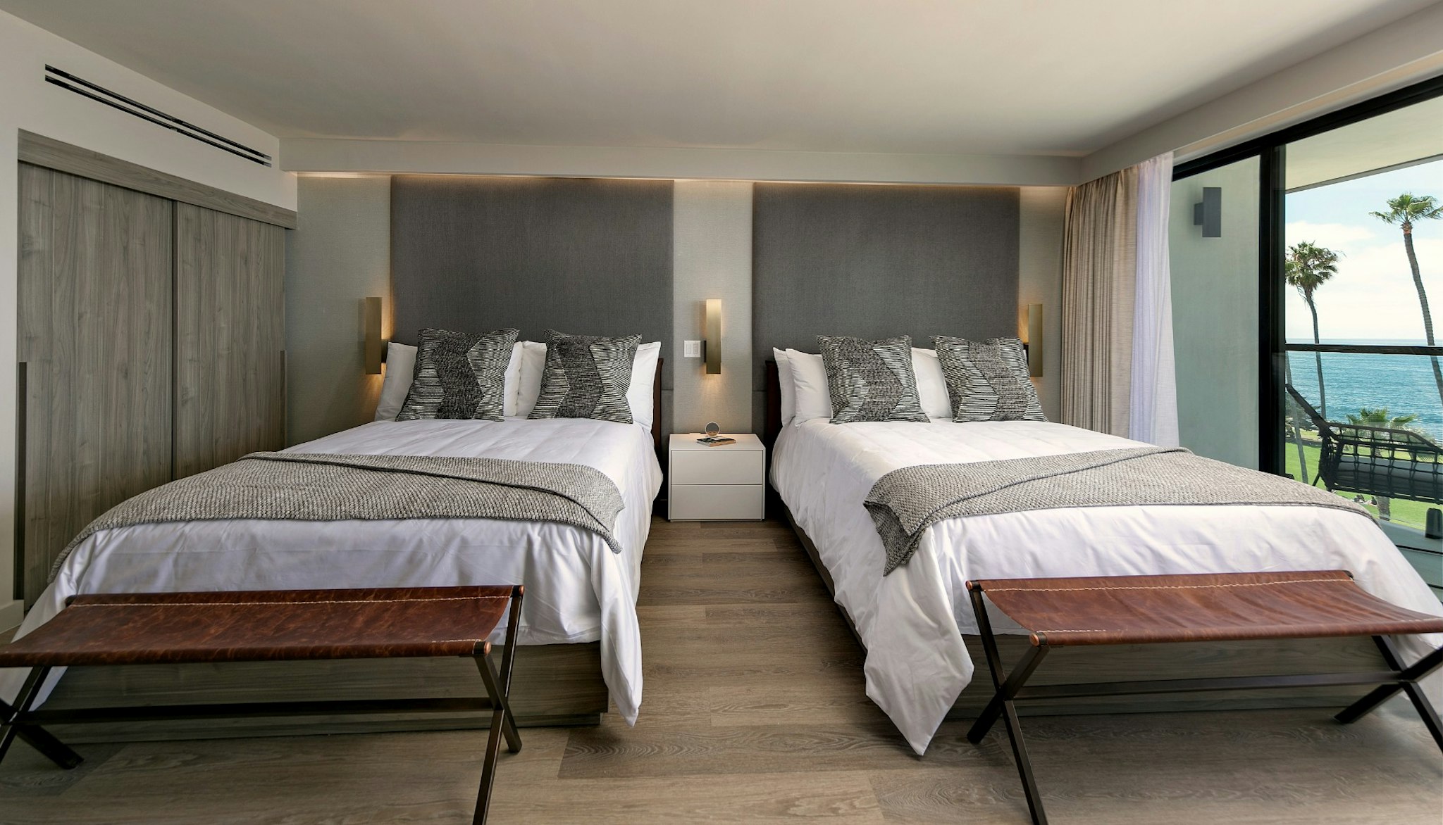Pines, Suite, 2 Queen Beds, Ocean Front