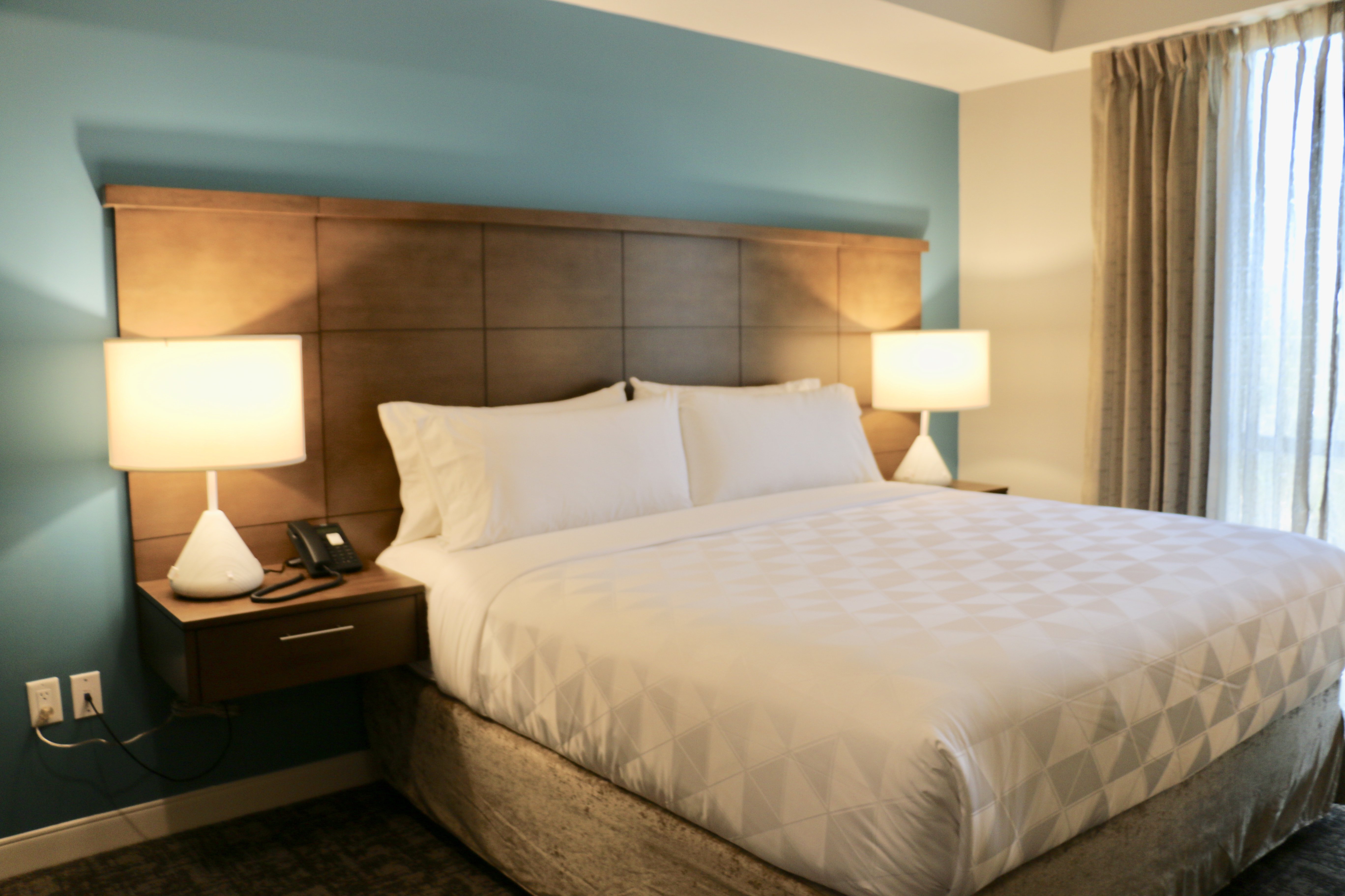 Staybridge Suites Long Beach Airport 21/50