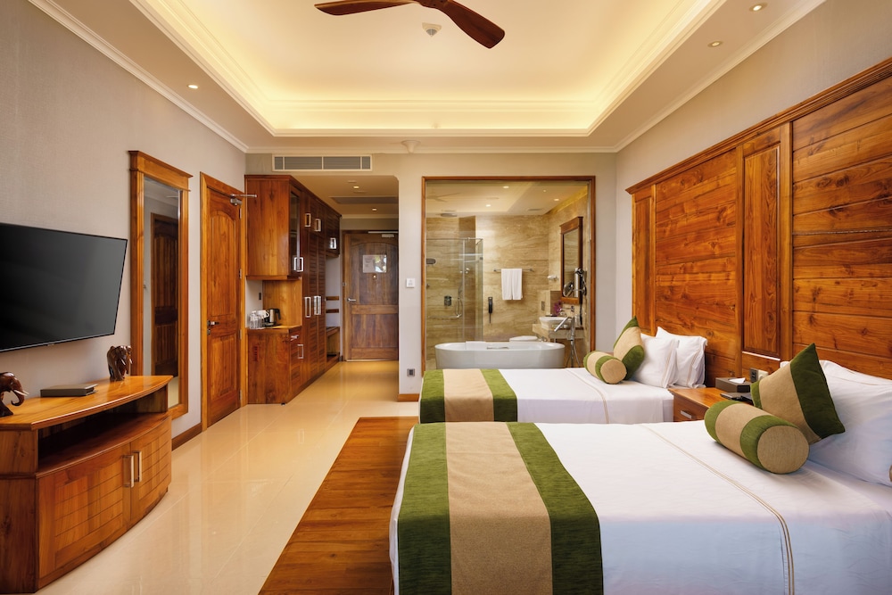 Araliya Beach Resort and Spa Unawatuna 8/50