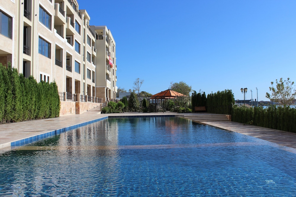 Gardenia Palace 39/45