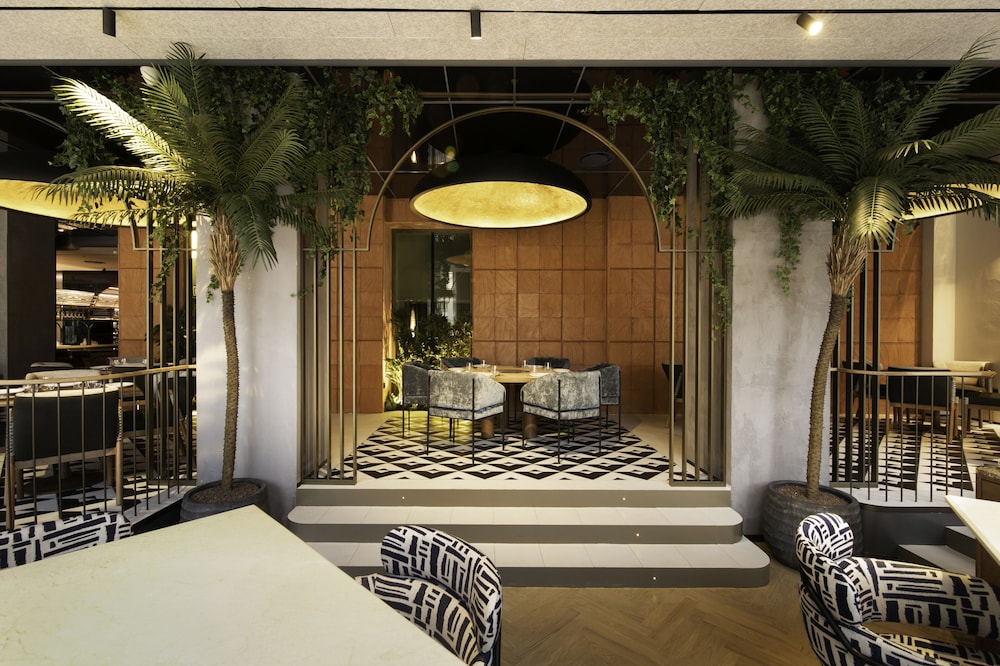 ONLY YOU HOTEL MALAGA 3/50