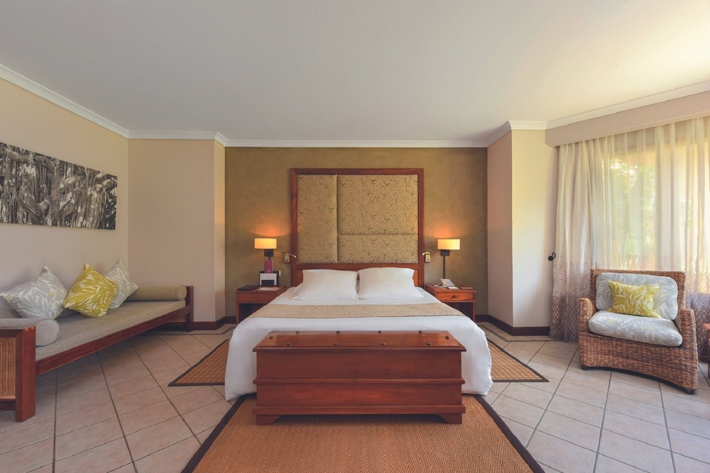 Dinarobin Beachcomber Golf Resort and Spa 23/65