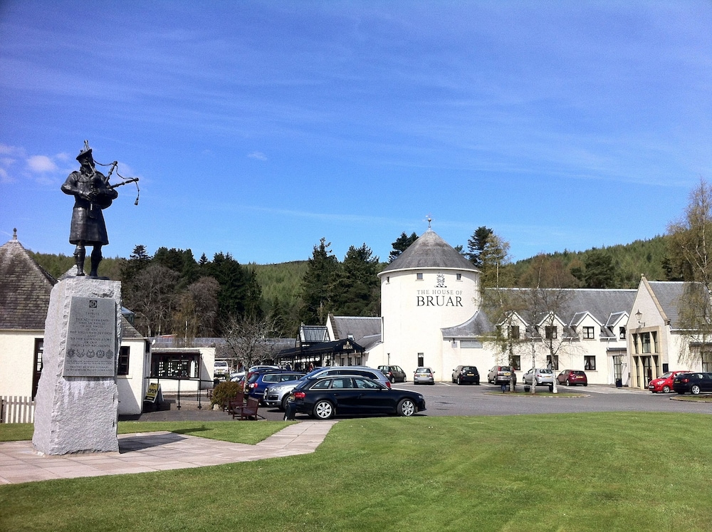 Knockendarroch Hotel 49/63