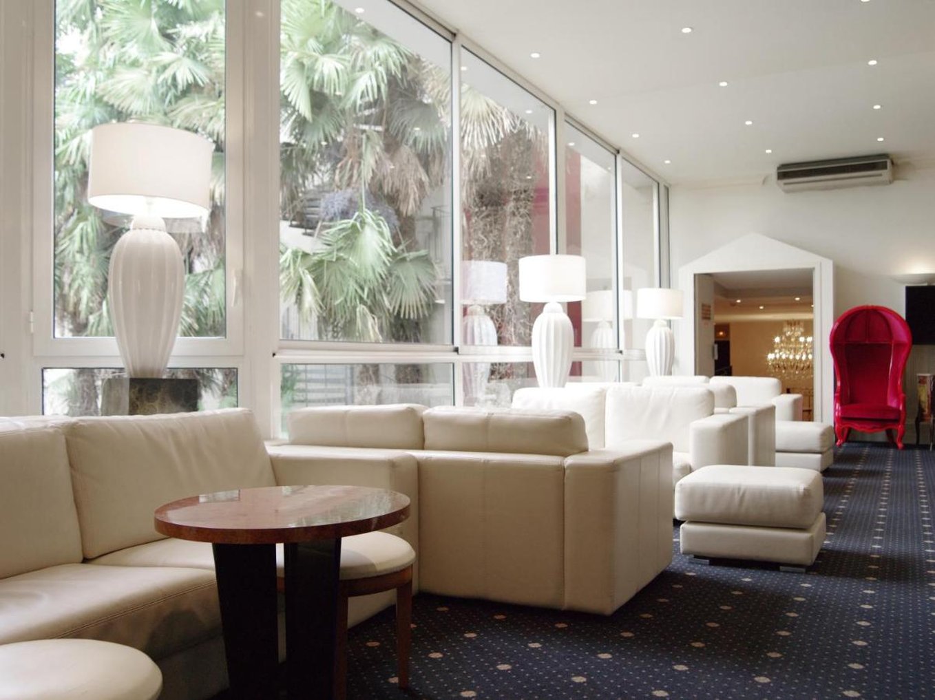 Hotel Jeanne D'arc 34/50
