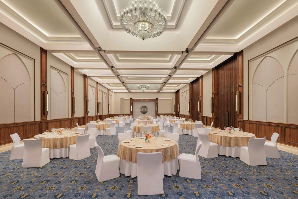 Sheraton Hyderabad Hotel 64/71
