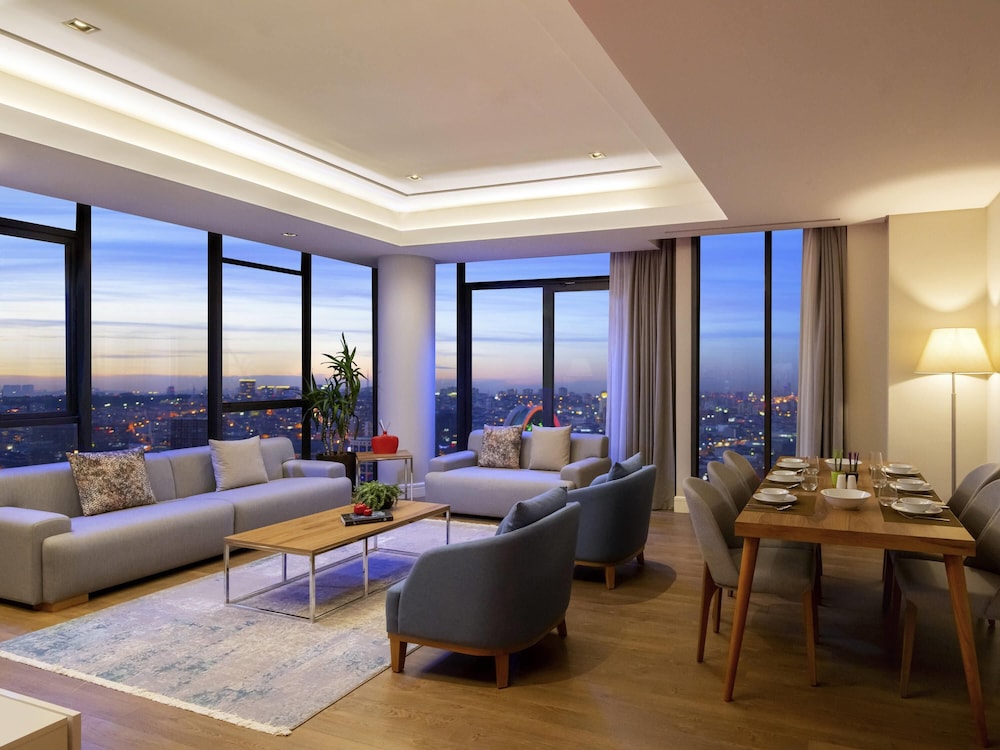 Movenpick Living Istanbul West 37/50