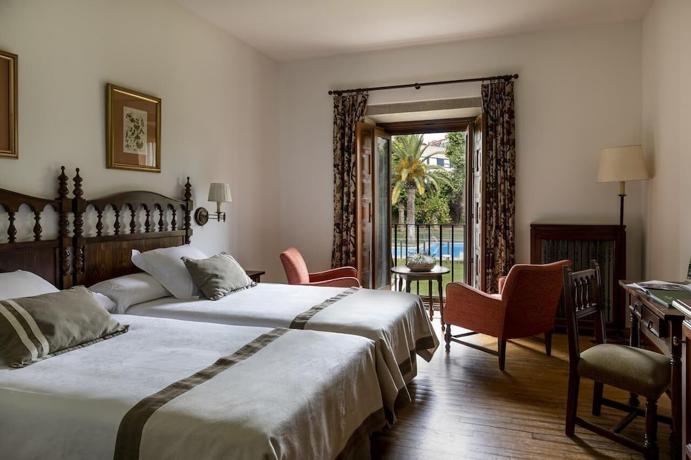 PARADOR DE CAMBADOS 9/50