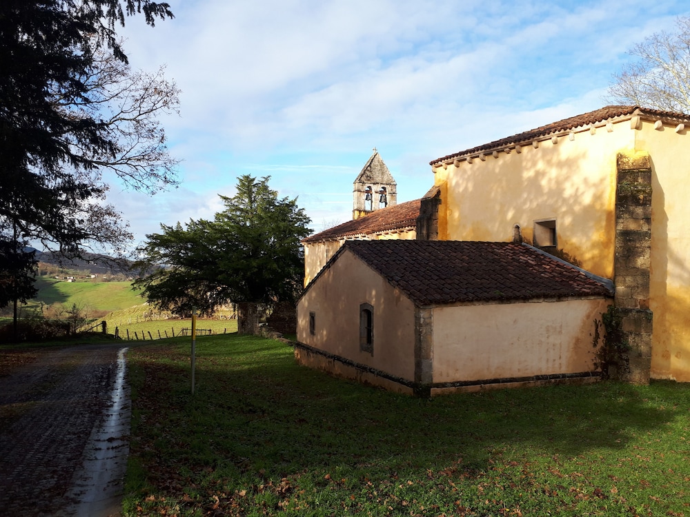 Entremontes 33/38