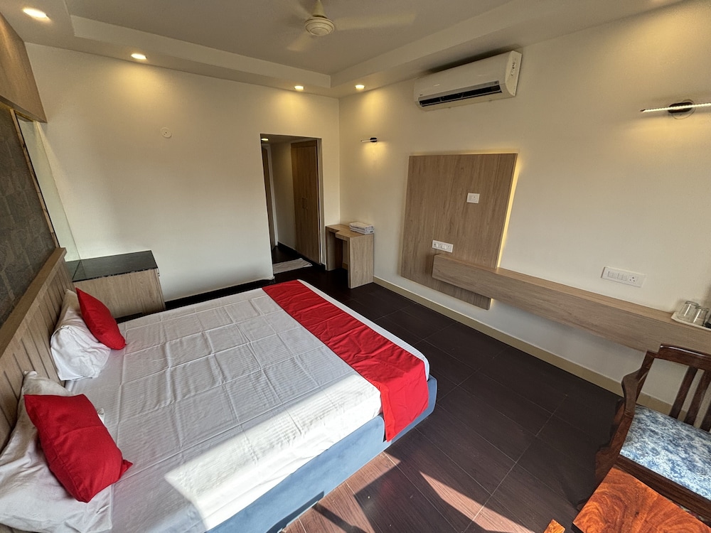 Hotel Maya International 23/50