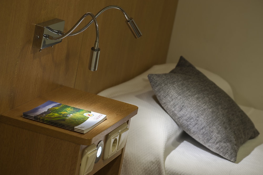 Iraipe Hostal Izaga 11/28