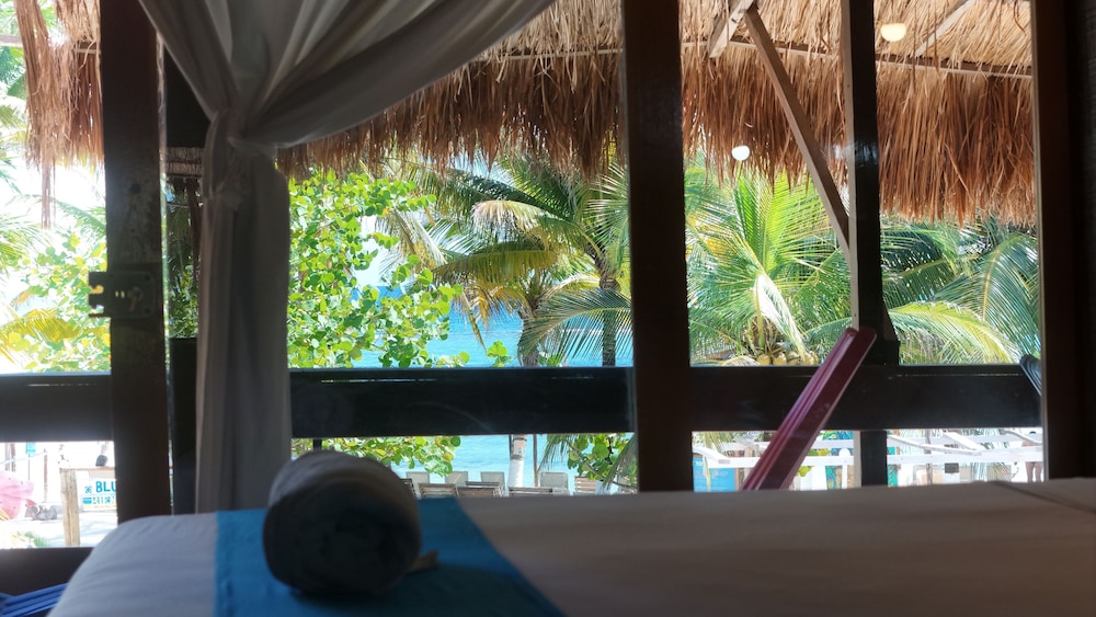 Eco Cabanas Blue Kay 44/67