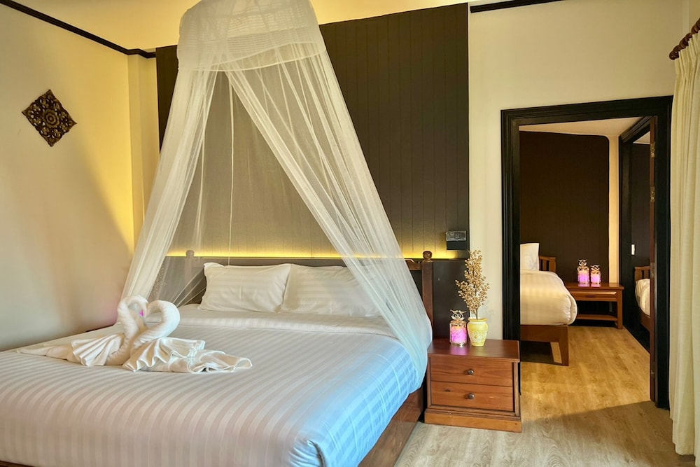 Rawisara Villa Resort 8/51