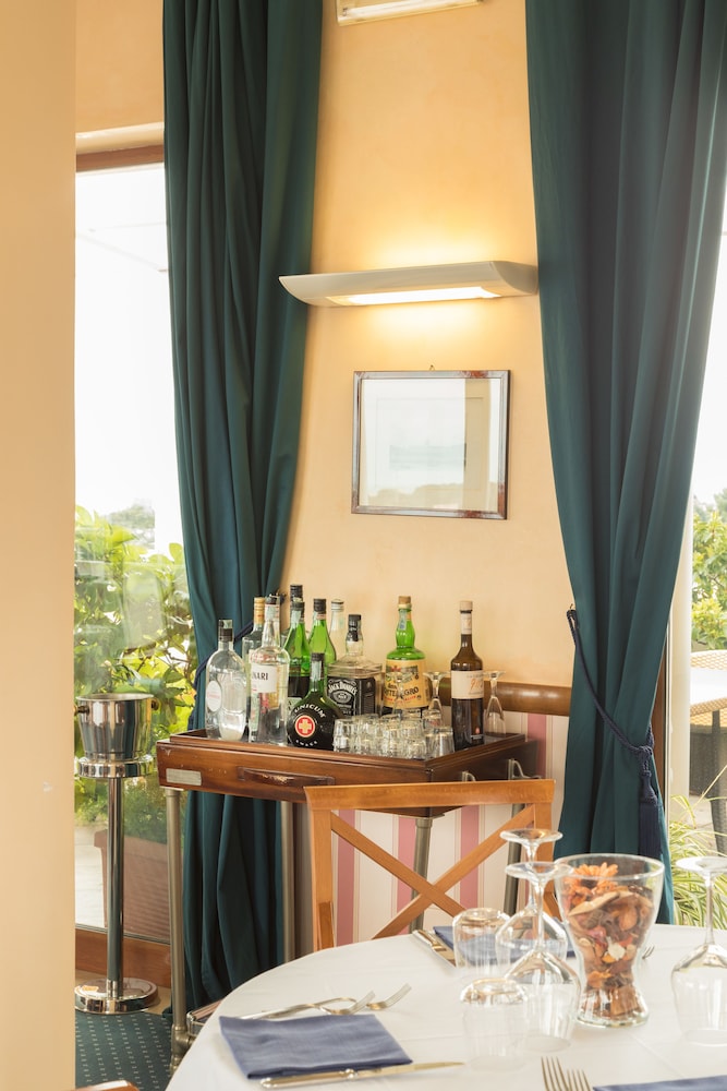 Hotel La Baia 61/69