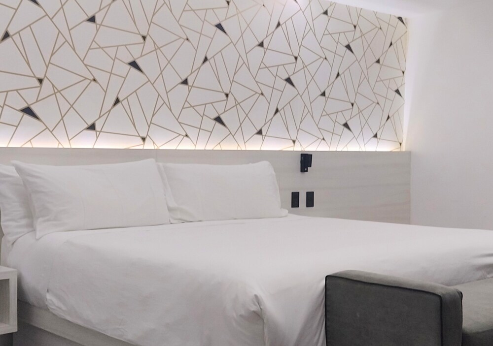 The Andy Hotel 22/64