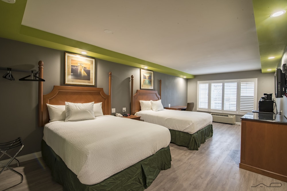 Seascape Inn - A Fairbridge Hotel 37/52
