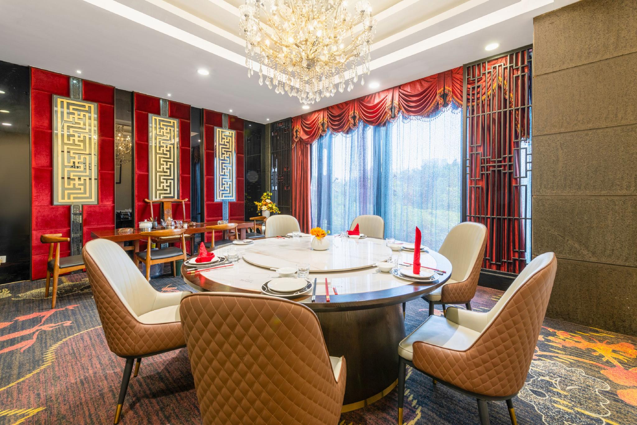 Park Lane Hotel 38/51