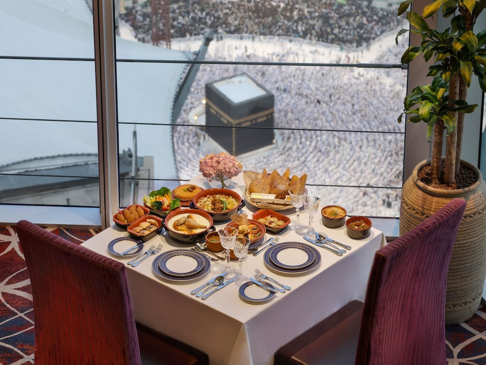 فندق ساعة مكة فيرمونت(Makkah Clock Royal Tower A Fairmont Hotel) 56/73