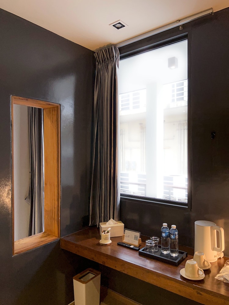 The Nhorm Hotel Ratchada 43/45
