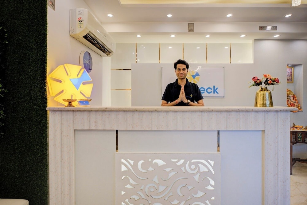 Lobby at BlueNeck Sec 40 Unitech Cyber Park, GURGAON