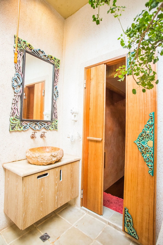 Afei Surf Inn - Hall 1 6/50