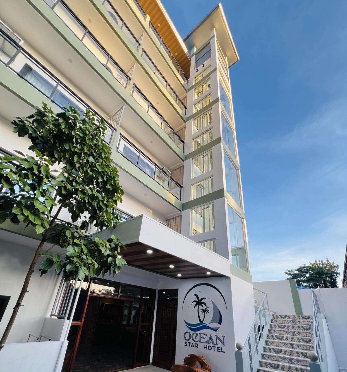 Ocean Star Hotel Coron 3/50