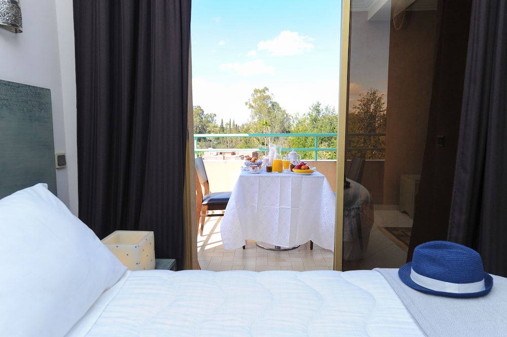 Appart Hotel Amina 20/59