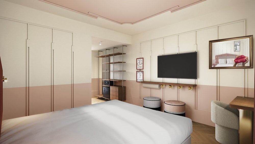 Classic, Queen Bed