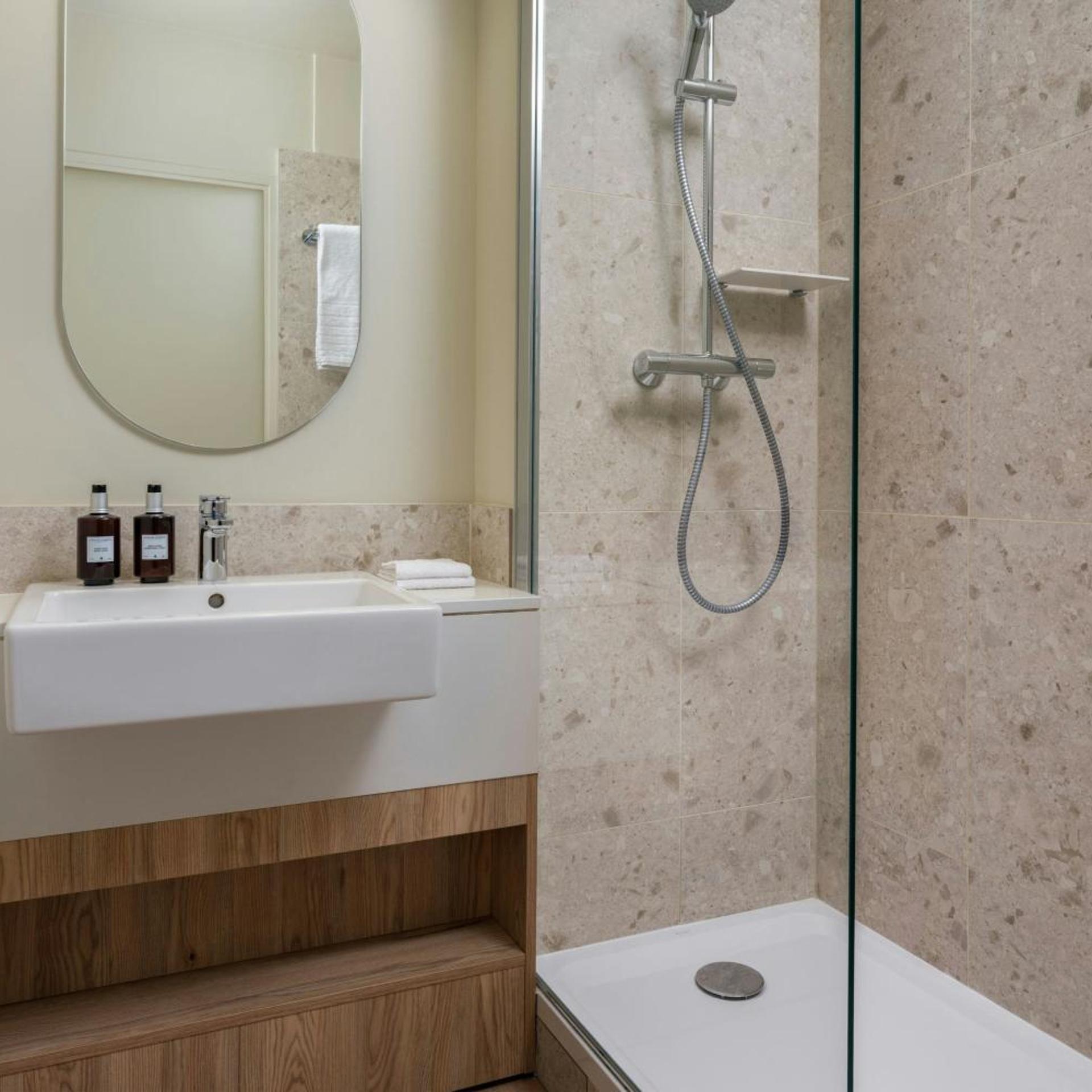 Studio, King Bed, Urban View، Residence Inn by Marriott Lille 2/2