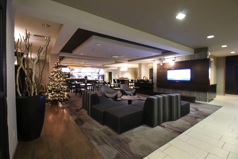 Courtyard by Marriott Indianapolis South 33/38