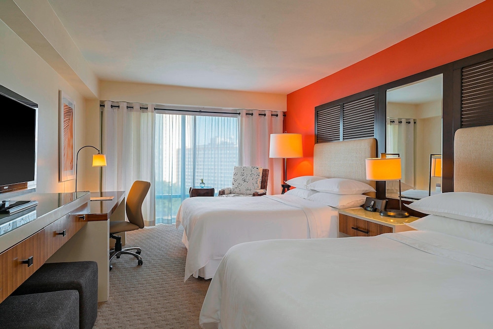 Sheraton Puerto Rico Resort and Casino 6/45