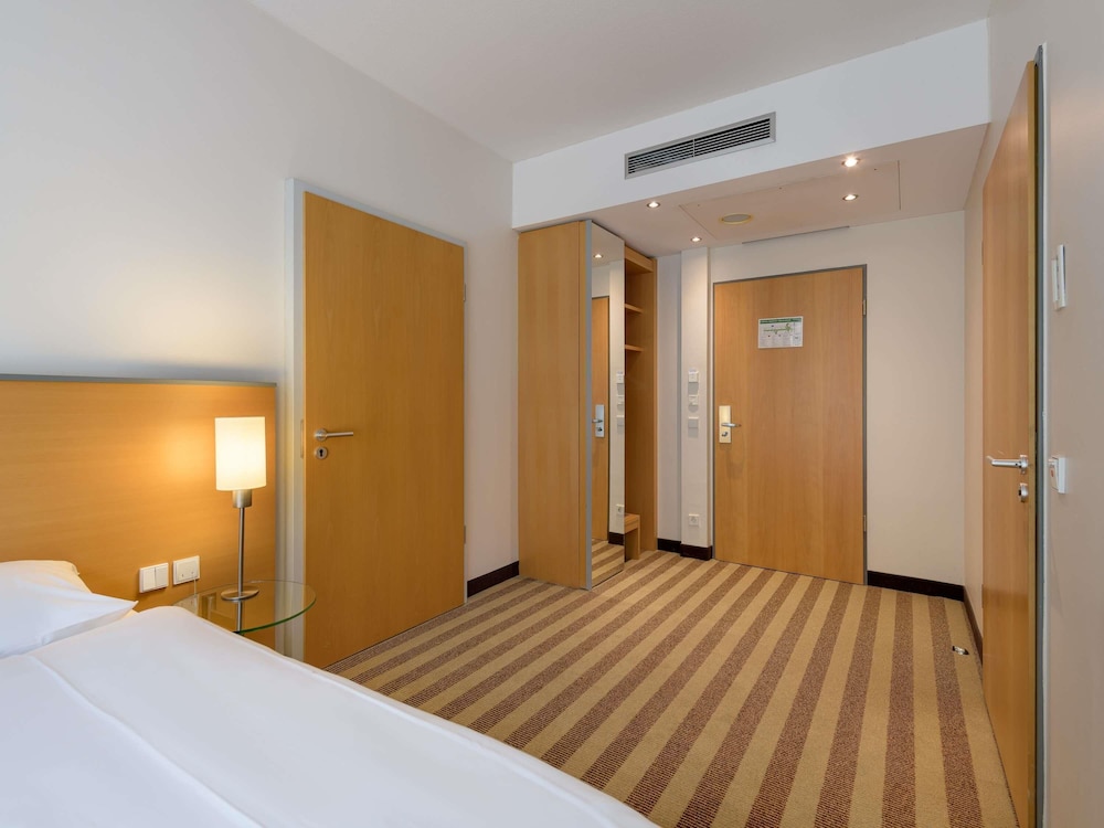 Mercure Hotel Aachen am Dom 30/66