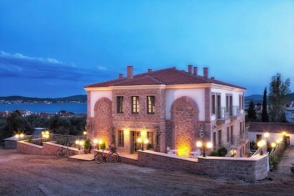 Cunda Fora Hotel 2/50