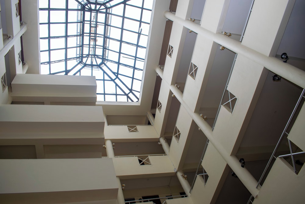 Park Place Hotel 4/80