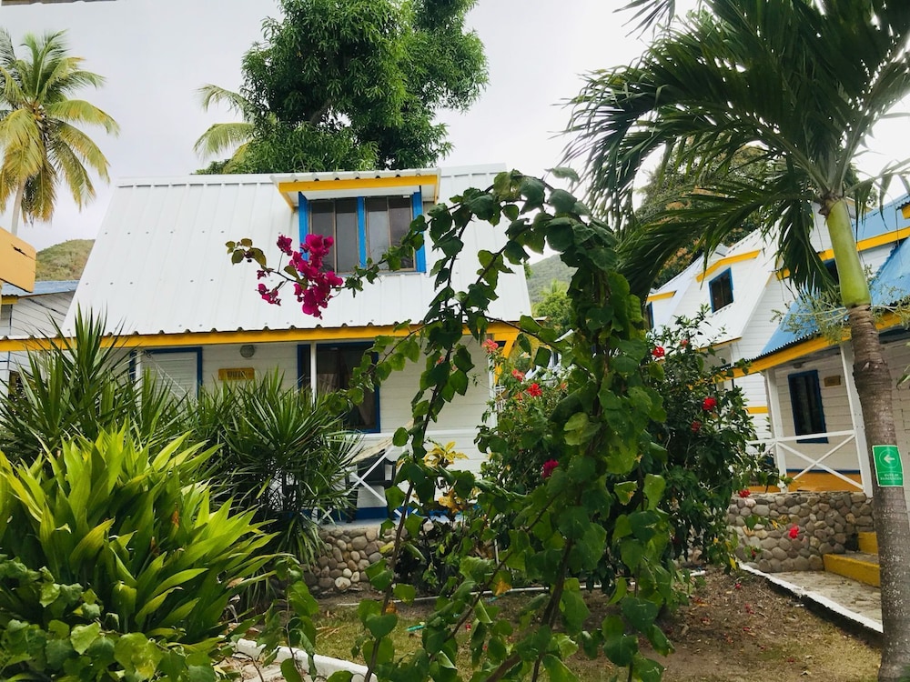 CABANAS AGUA DULCE 17/18