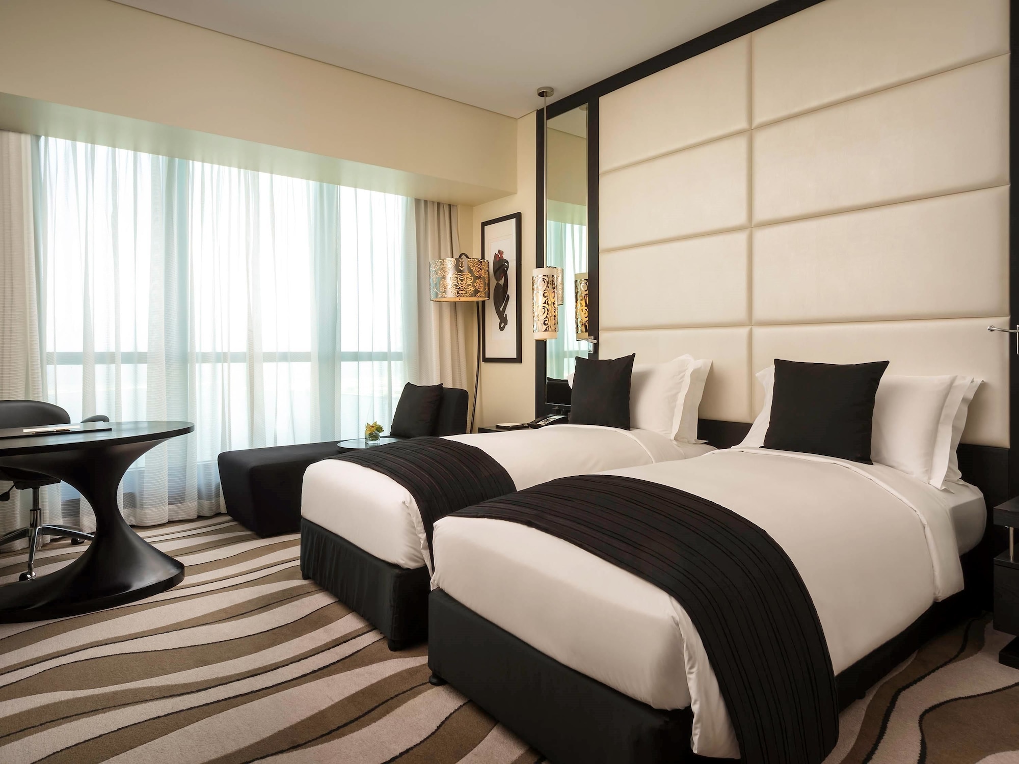 LUXURY, TWIN BEDS, SEA VIEW