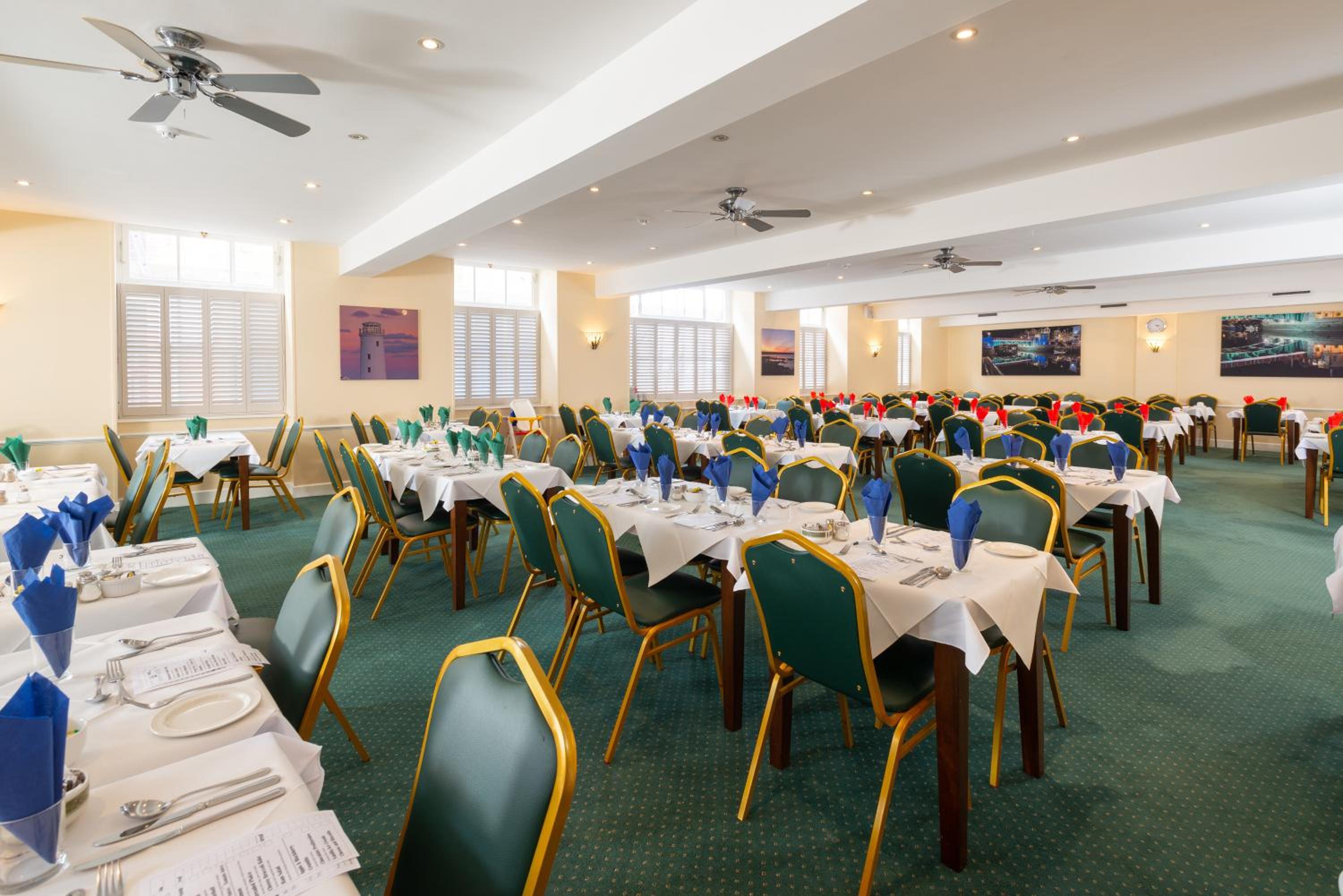 The Crown Hotel 37/55