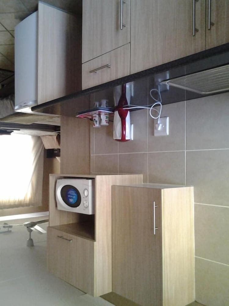Airport Lodge Guest House 43/43