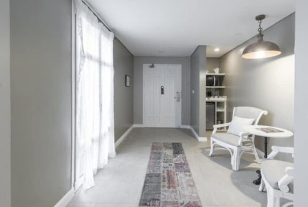 La Mision Hotel Boutique 35/67