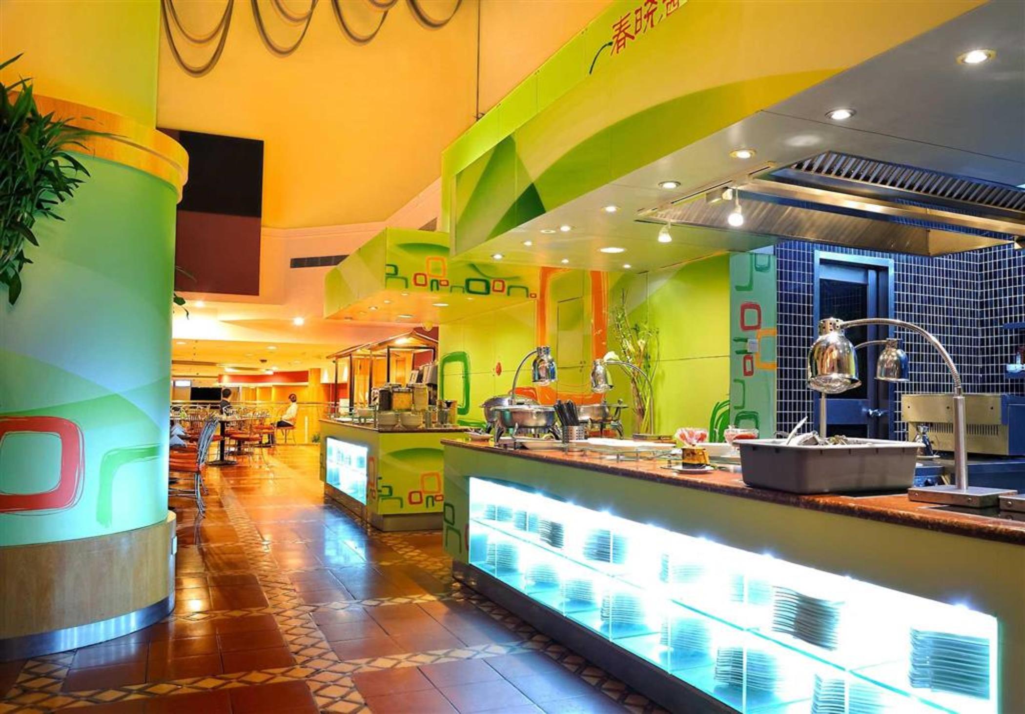 Beijing XinQiao Hotel 46/50