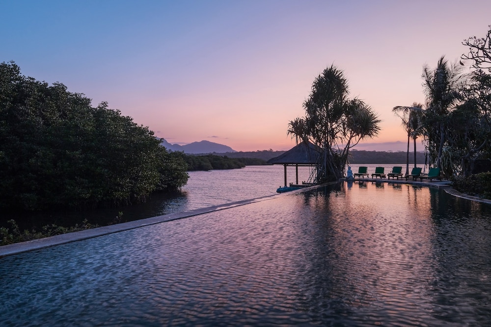 MIMPI RESORT MENJANGAN photo3