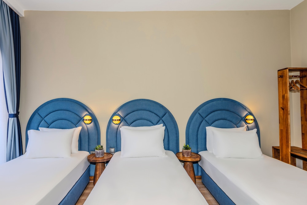 Nenessa Airport Hotel 23/46