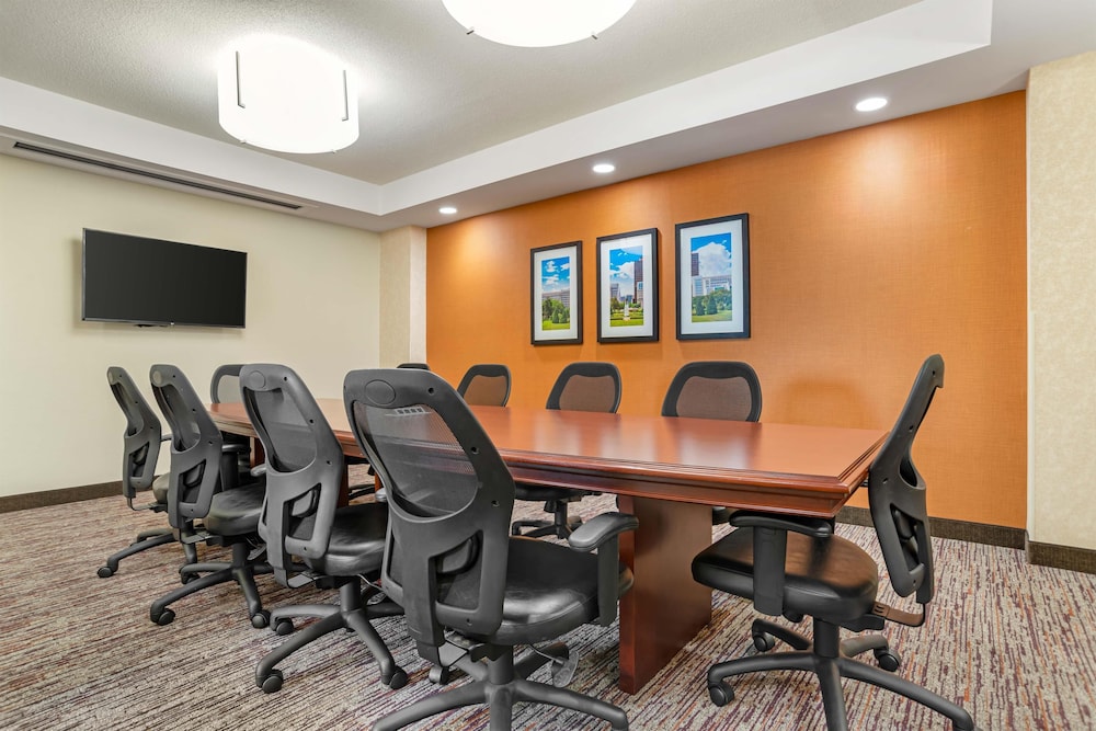 DRURY INN AND SUITES BATON ROUGE 42/50