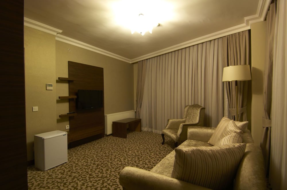 Safran Thermal Resort 34/50