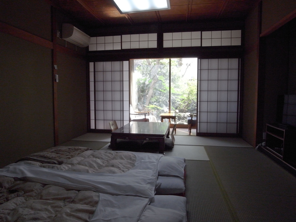 Ryokan Yamamuro 12/43
