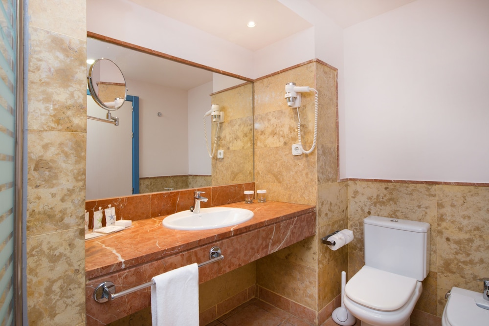 Iberostar Waves Playa Gaviotas 49/50