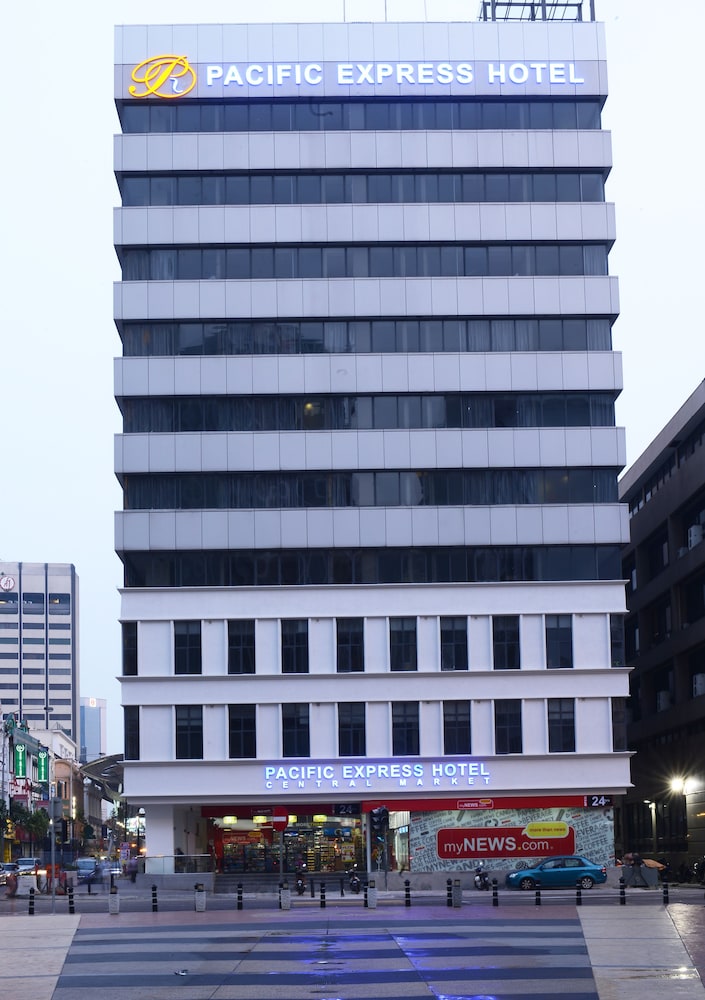 Pacific Express Hotel Central Market 4/50