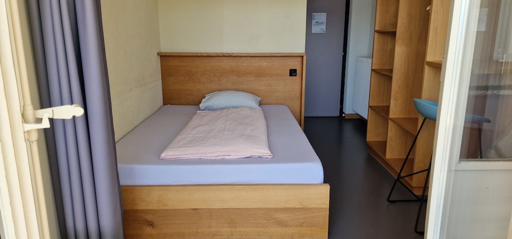 Youth Hostel Crans Montana 20/53