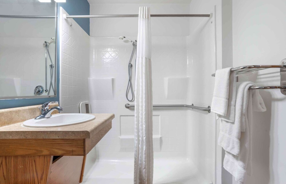Woodspring Suites Orlando South 38/43